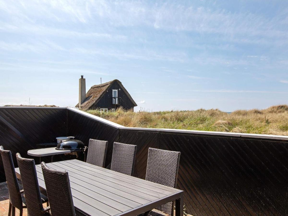 6 Person Holiday Home In Blokhus Exterior photo